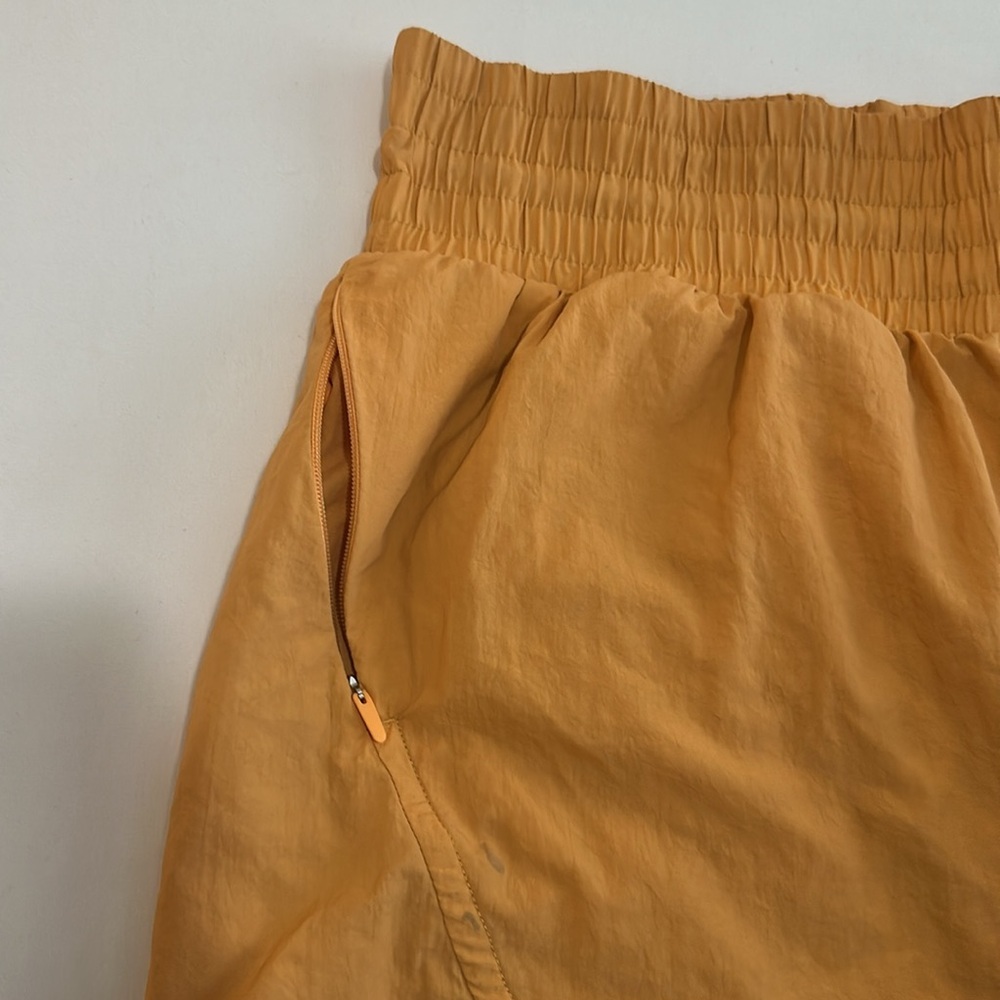 All in Motion Women's High-Rise Flex Shorts 3" in Organge Size S - Picture 8 of 10